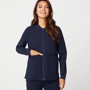 Figs Bellery Scrub Jacket in Navy